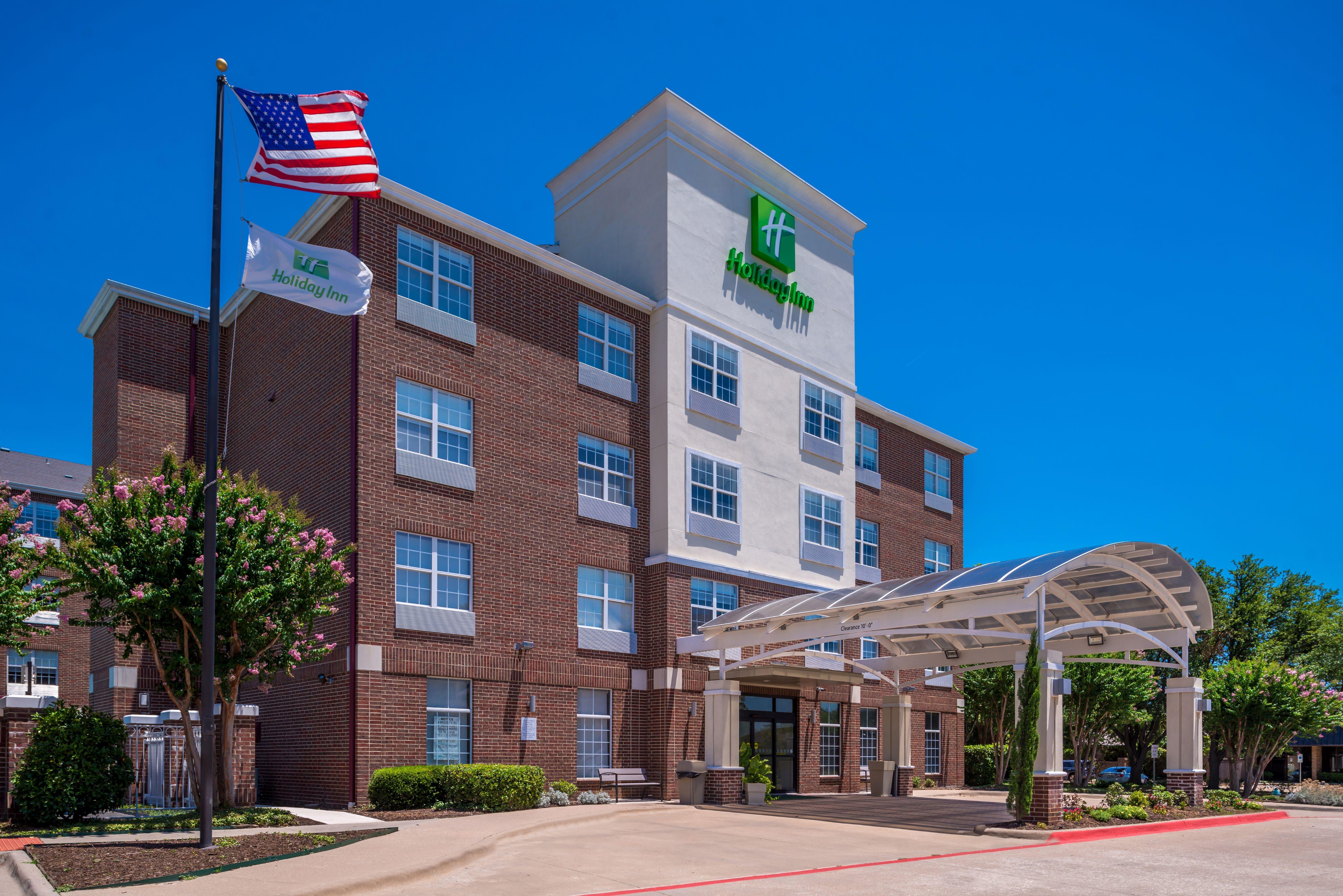 Holiday Inn And Suites Addison, An Ihg Hotel Exterior photo